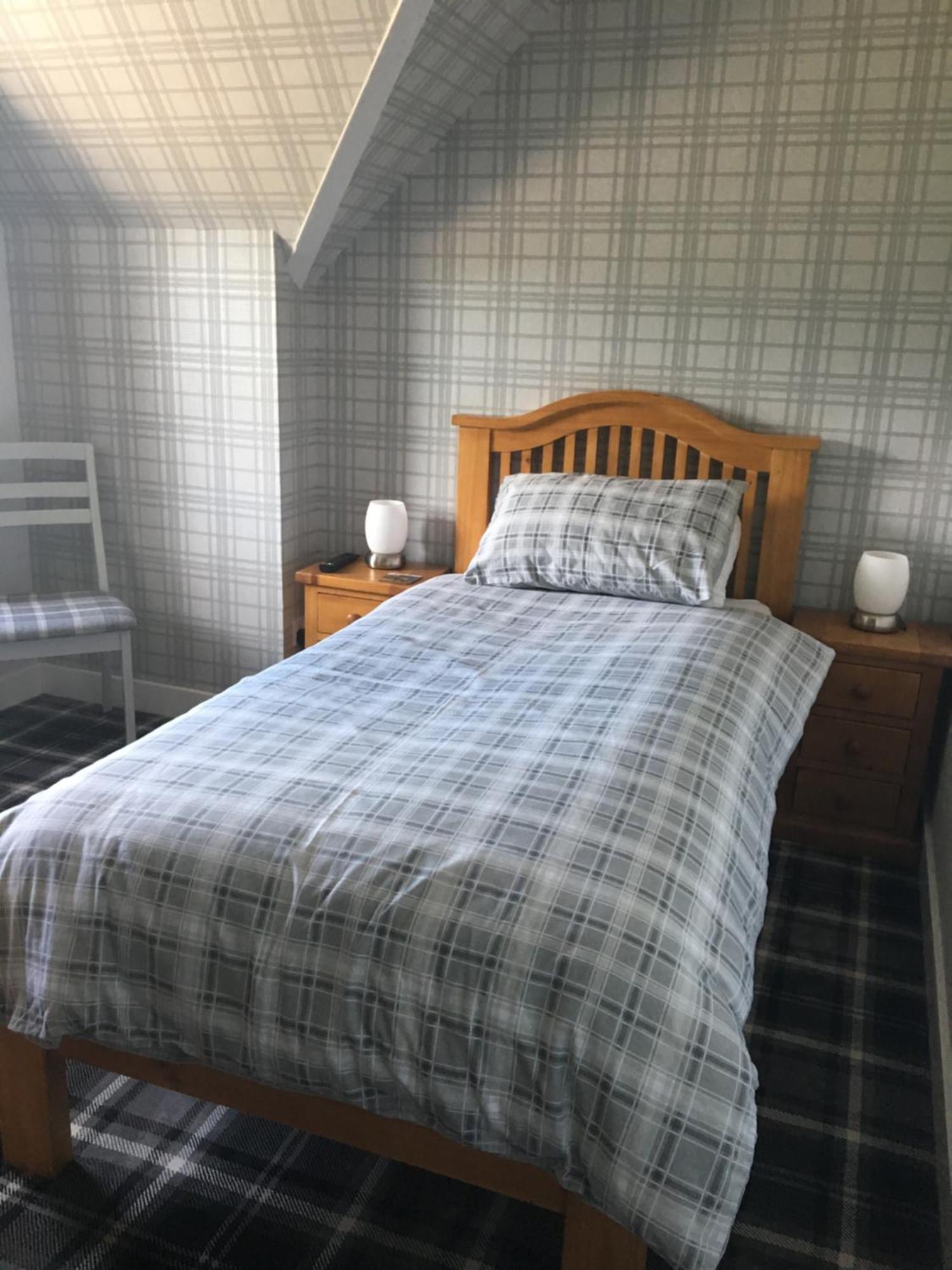Glenshee Guest House Golspie Exterior photo
